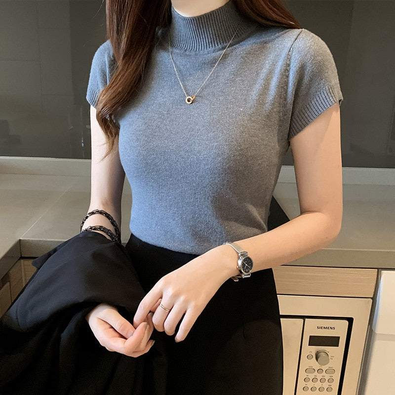 Knitted Slim Turtleneck Blouse