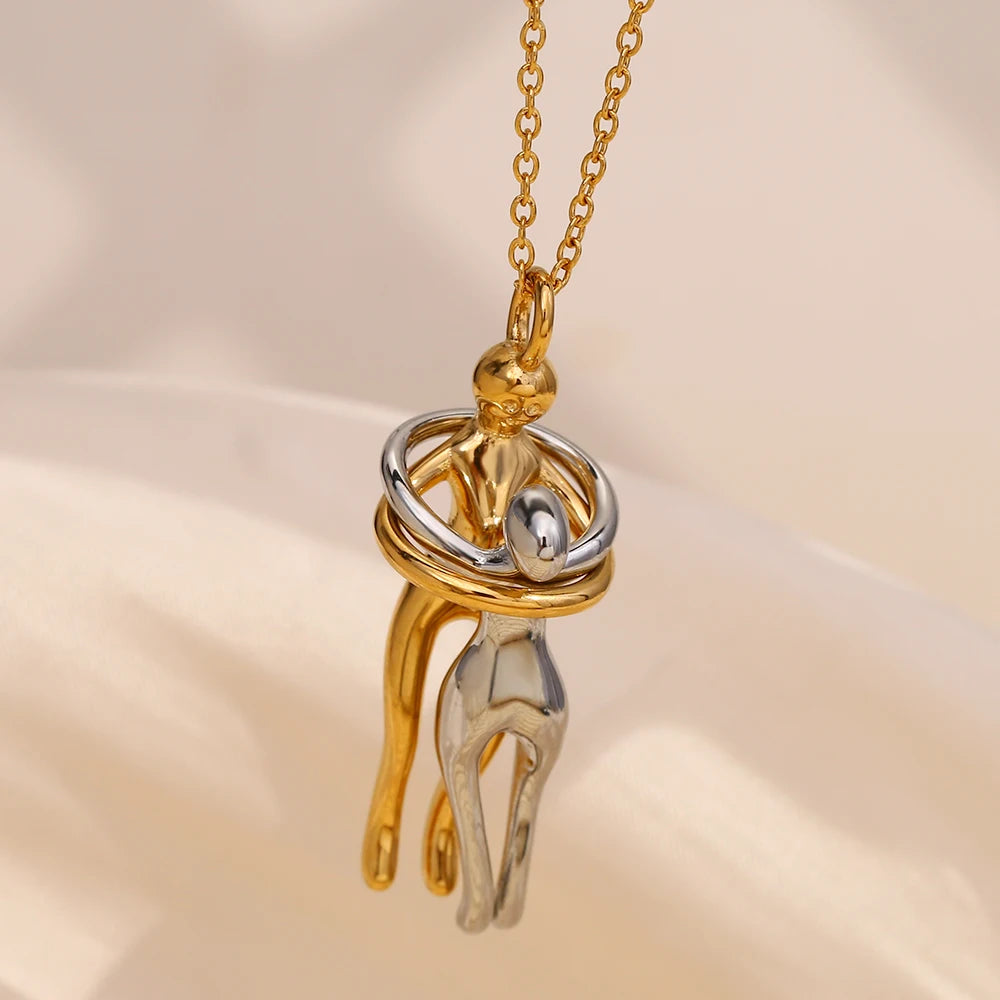 E.B.belle Mix Color Smooth Design People Hug Pendants Necklace Stainless Steel 18K Gold Fashion Jewelry For Lover Family Gift